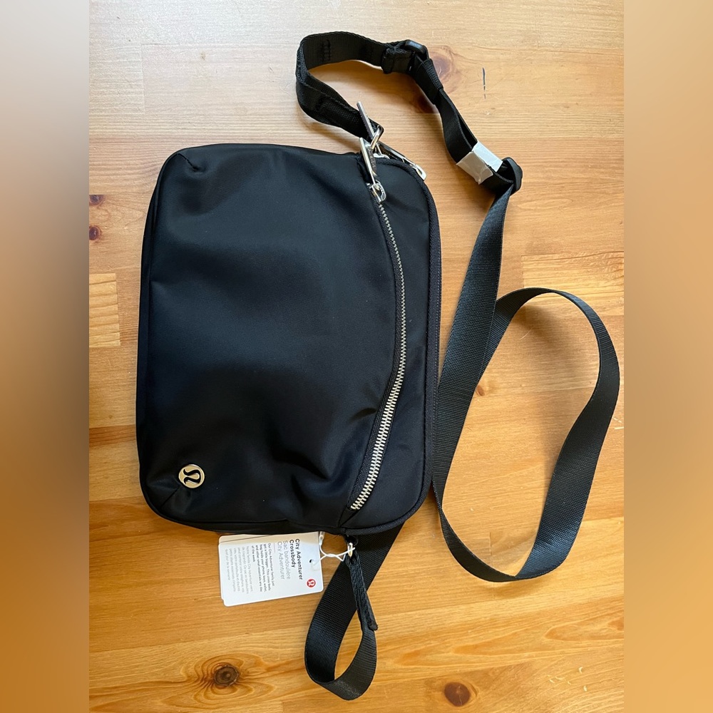 Lululemon City Adventurer Cross-Body NWT
